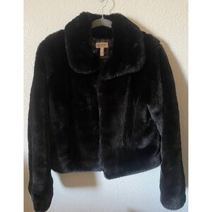 New! Shyanne faux fur black jacket
